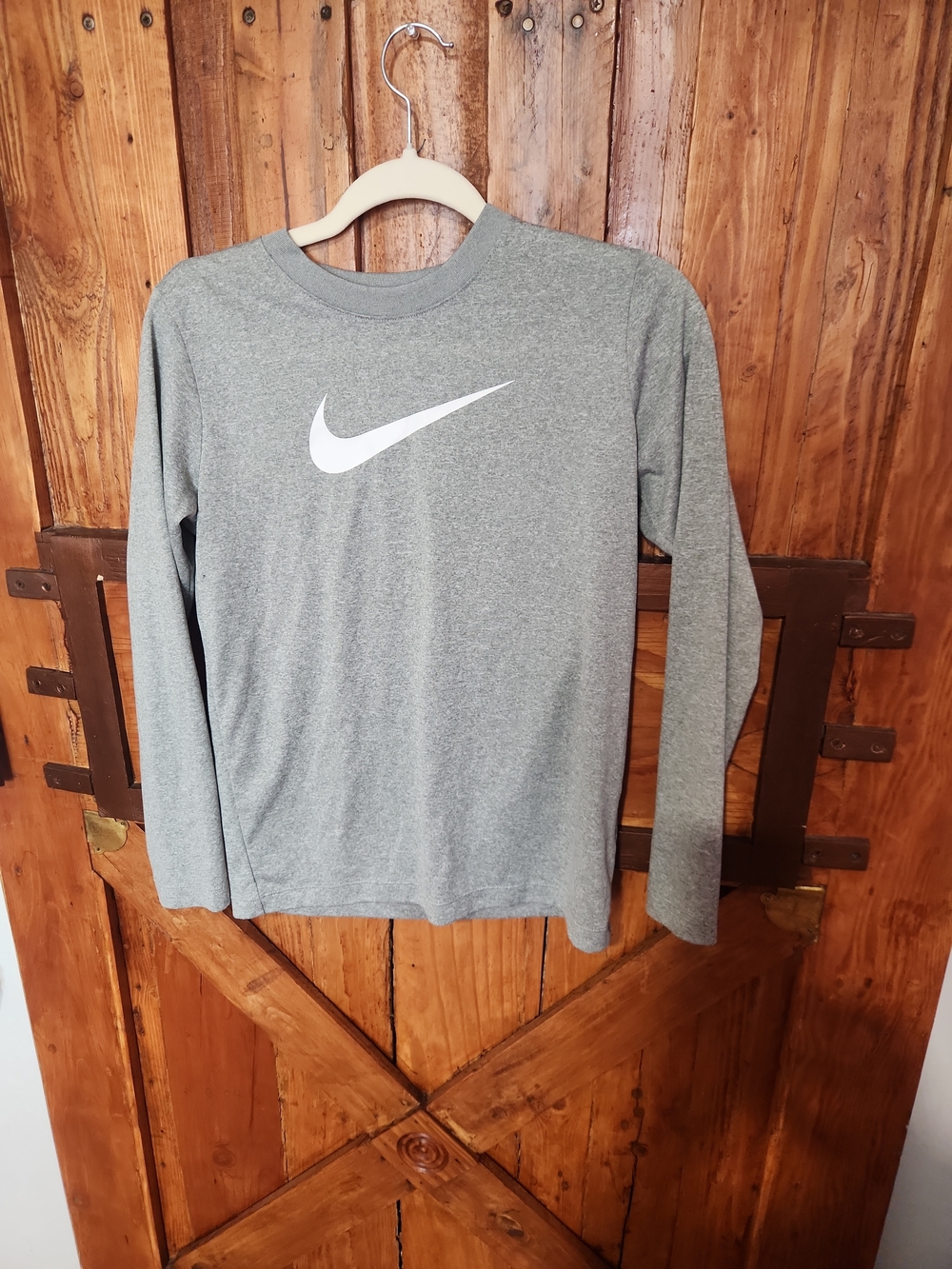 Nike Gray Long-Sleeve Kids Athletic Tee with White Swoosh - Picture 2 of 4
